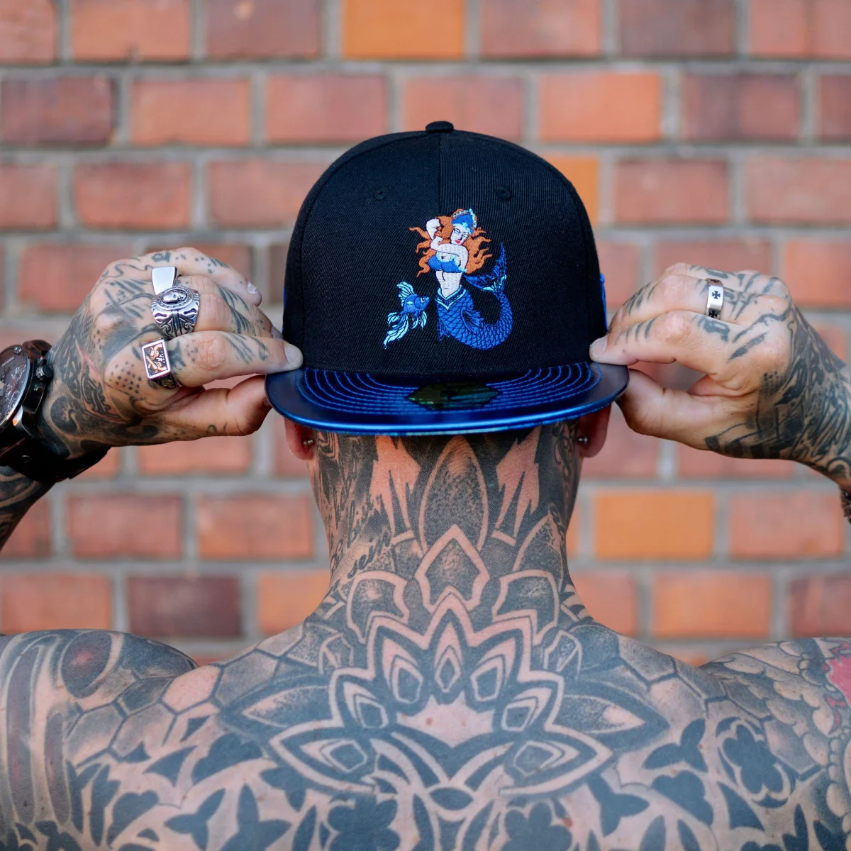 Blue Mermaid Snapback - Black/Blue Crackling Metallic - Image 4