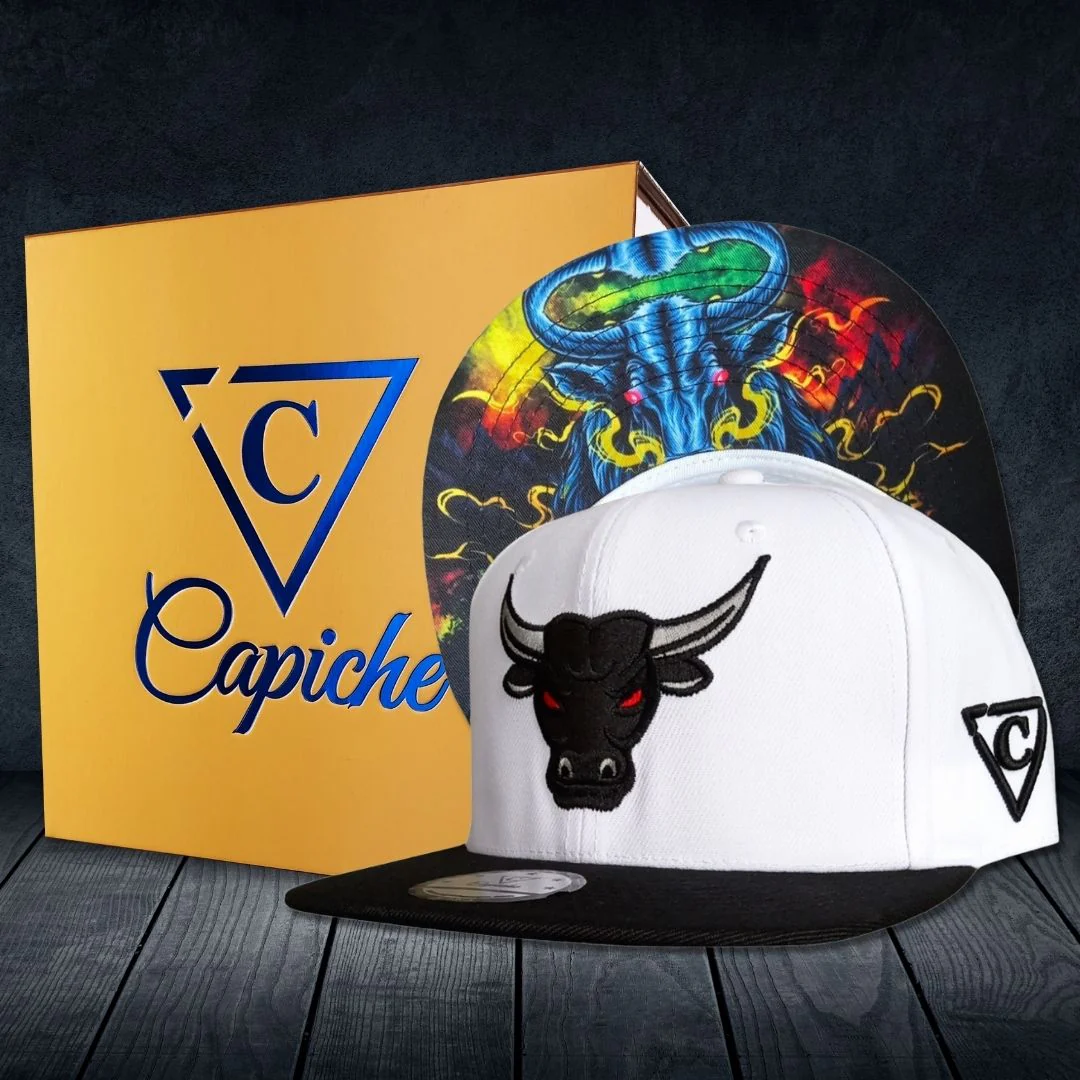 Bull Snapback - White/Black - Image 3