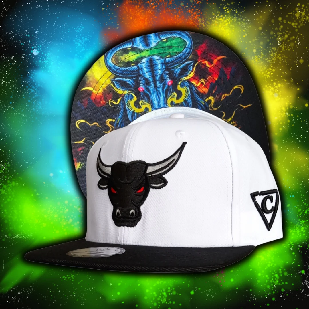 Bull Snapback - White/Black - Image 7