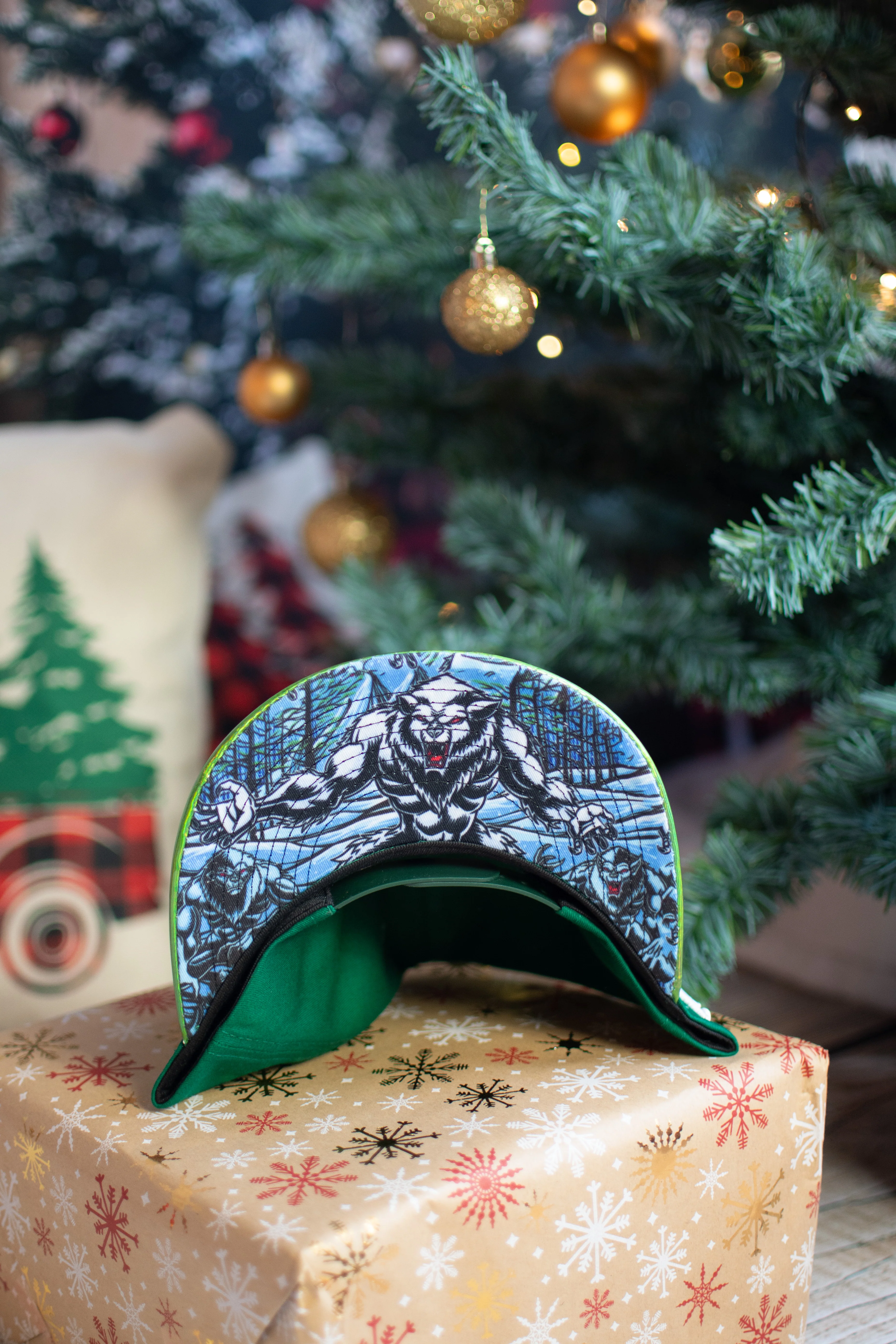 LIMITED Christmas Snapback Ice Beast Child Size - Green/Holographic - Image 10