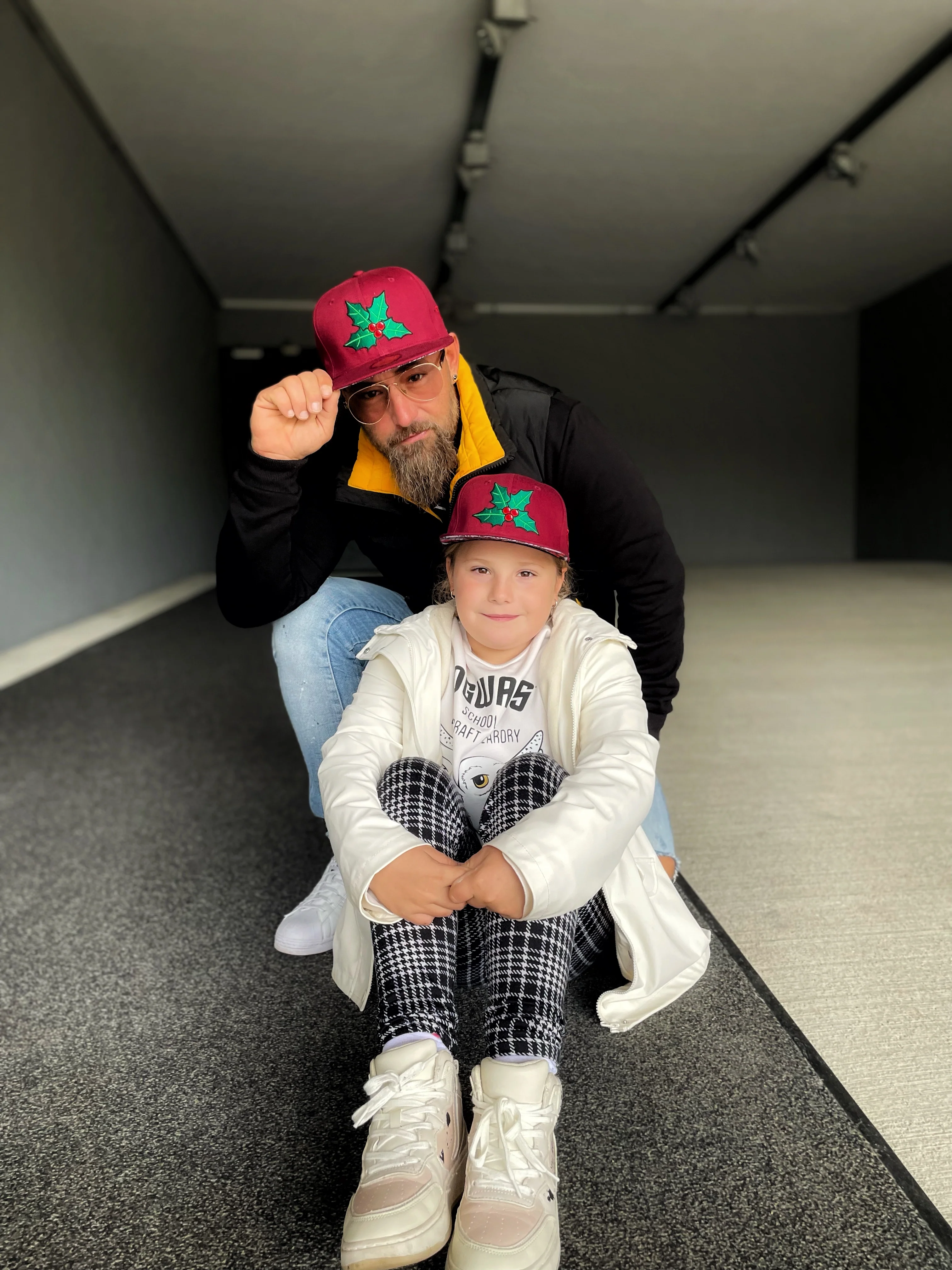 LIMITED Christmas Snapback Santa's Choir Child Size - Red - Image 10