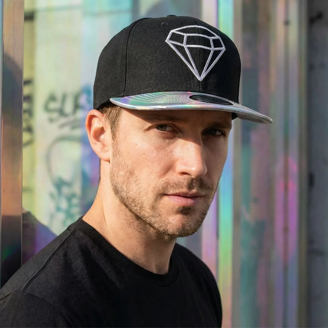 Clear Diamond - Black/Silver Holographic - Image 8