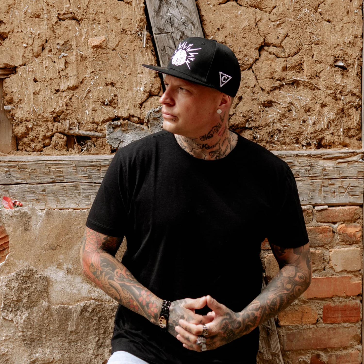 Edison Snapback - Black - Image 7
