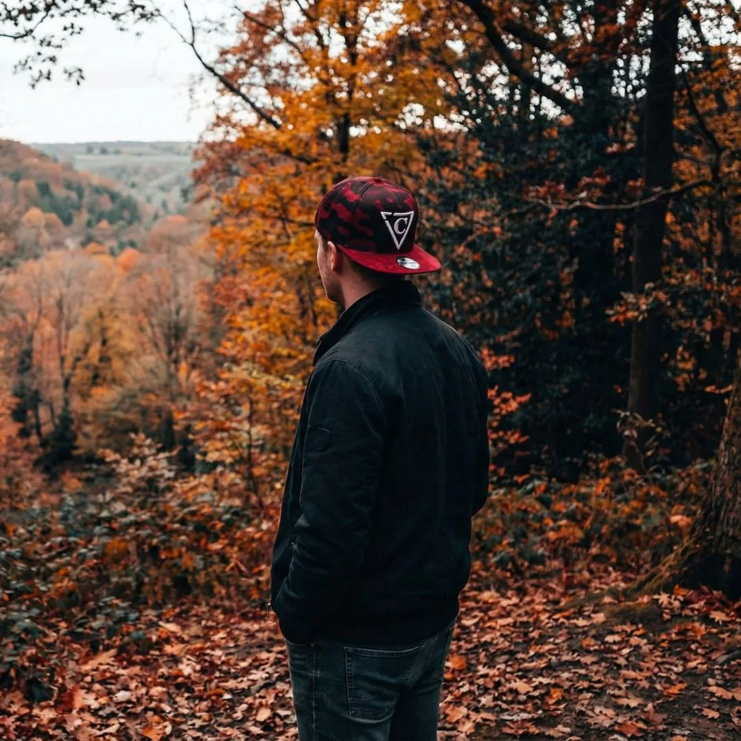Red Camo Snapback - Suede Brim - Image 7