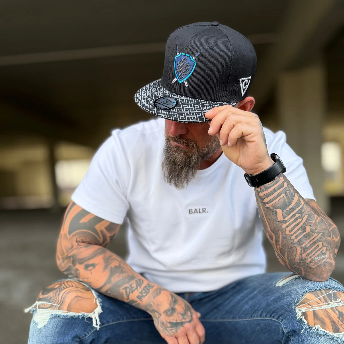 Viking's Spirit Snapback - Black/Grey Geometric Pattern - Image 10