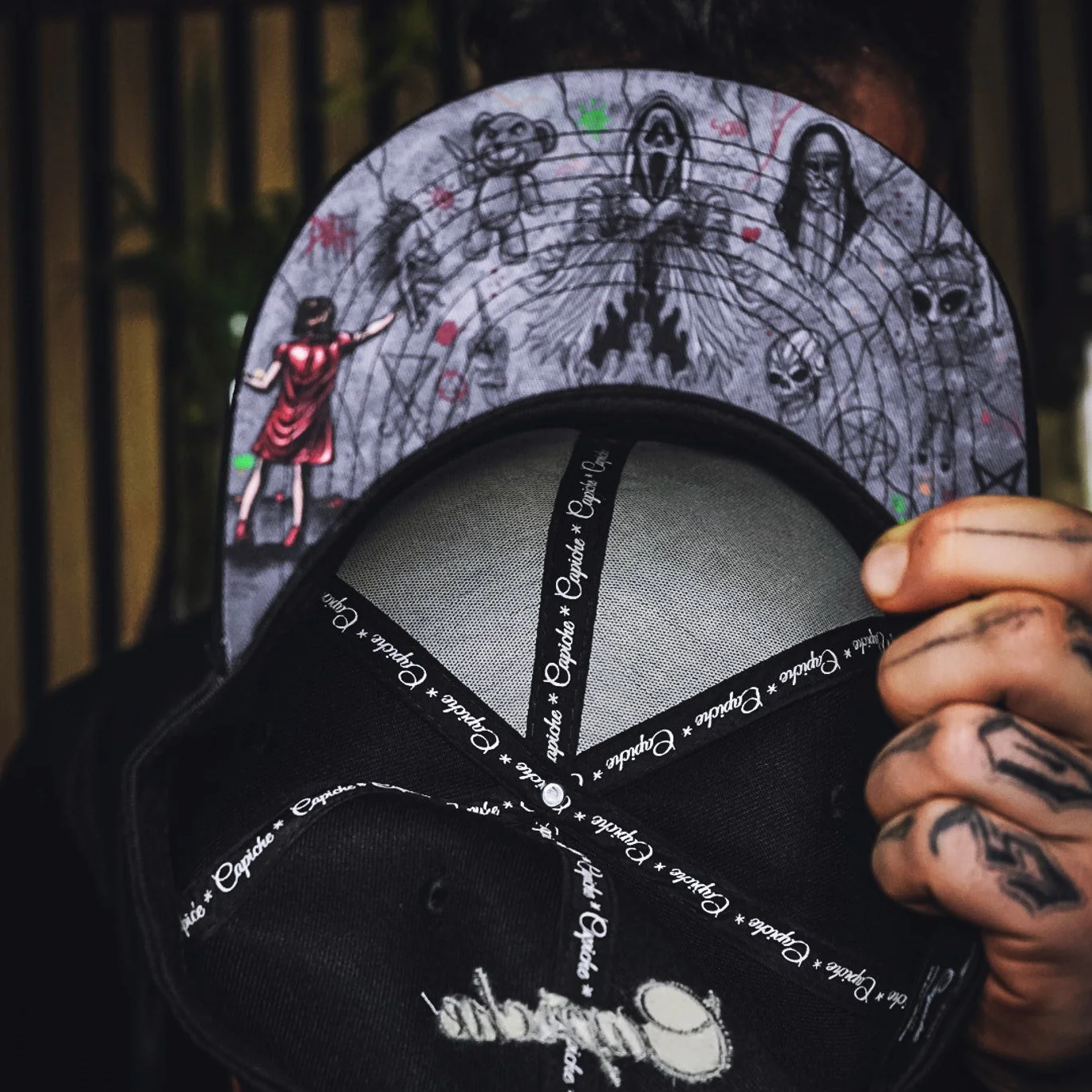 Wall Drawing Snapback - Black - Image 4