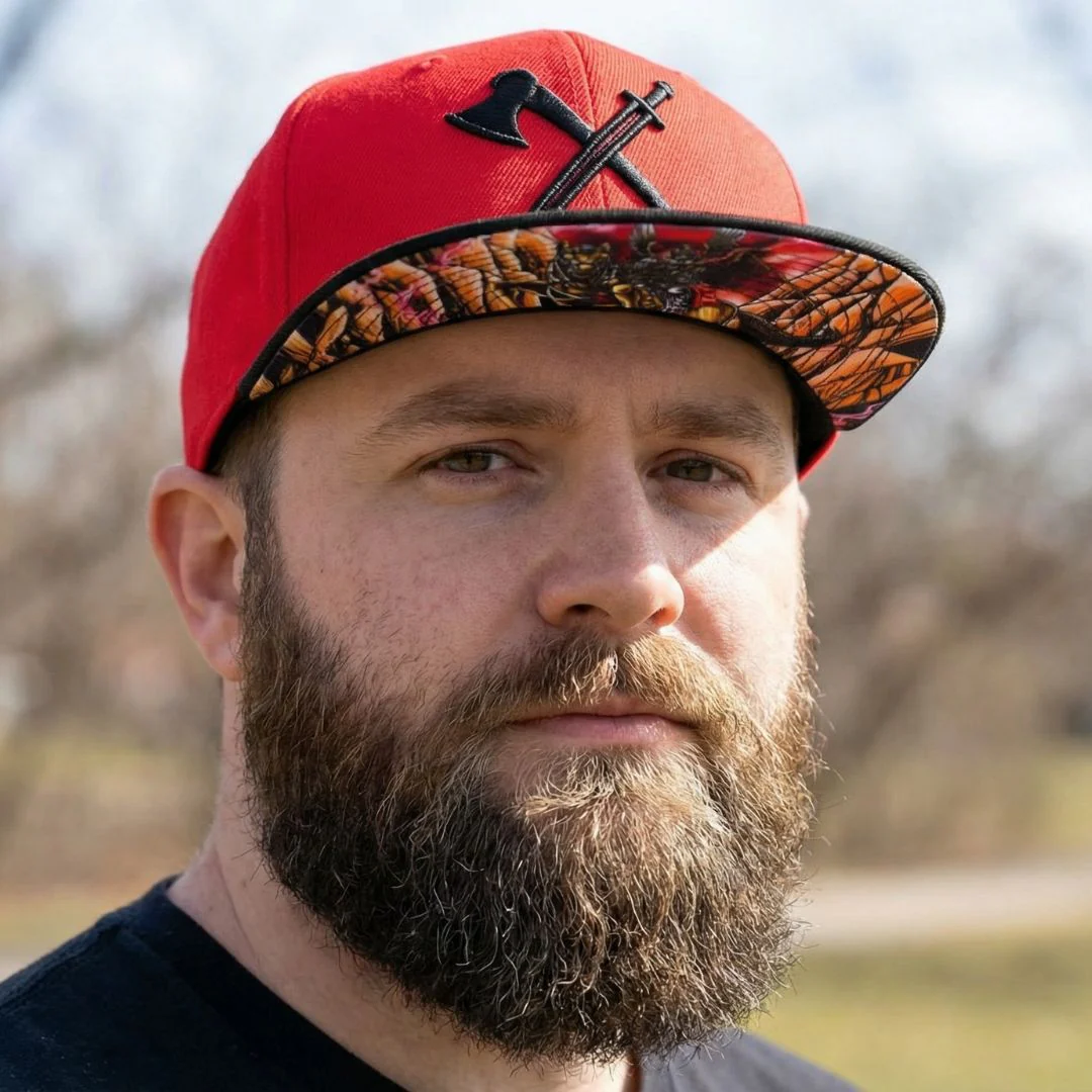 Winged Hussar Snapback - Red/Black - Image 2